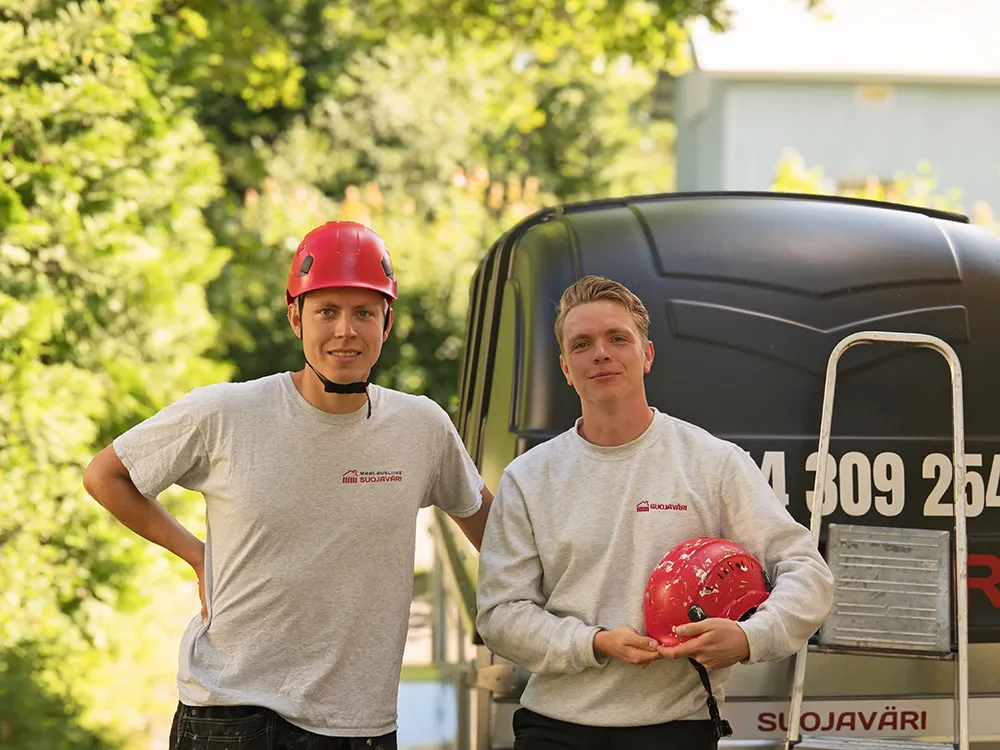 Maalausliike Jyväskylä toteuttaa myös tiilikaton pinnoitukset